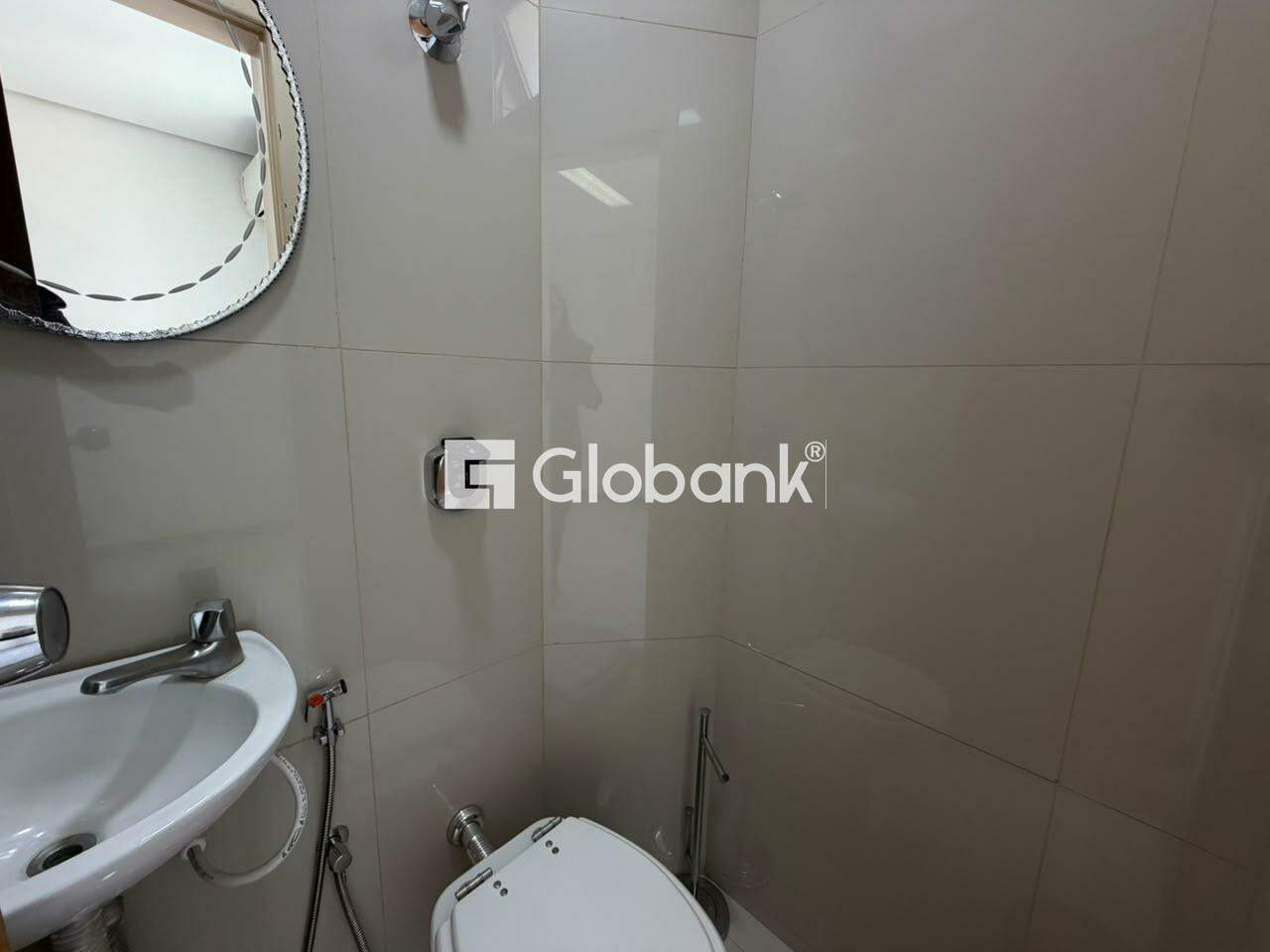 Sala comercial para aluguel Cândida Câmara 40m² Montes Claros MG: