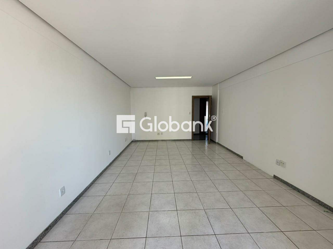 Sala comercial para aluguel Cândida Câmara 40m² Montes Claros MG: