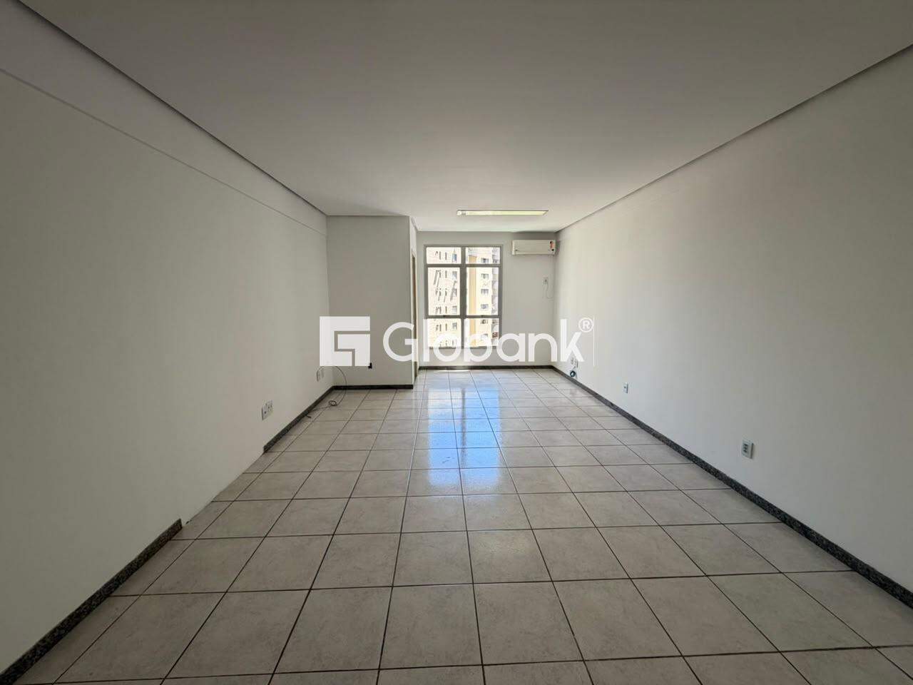 Sala comercial para aluguel Cândida Câmara 40m² Montes Claros MG: