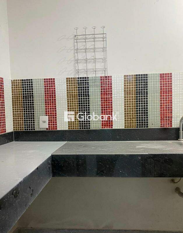 Ponto comercial para aluguel Cândida Câmara 235m² Montes Claros MG: 