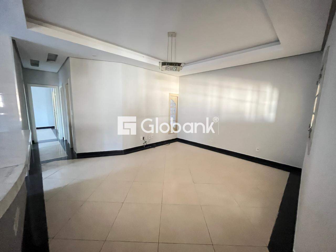Casa 3 quartos à venda Jardim Planalto 173,12m² Montes Claros MG: sala