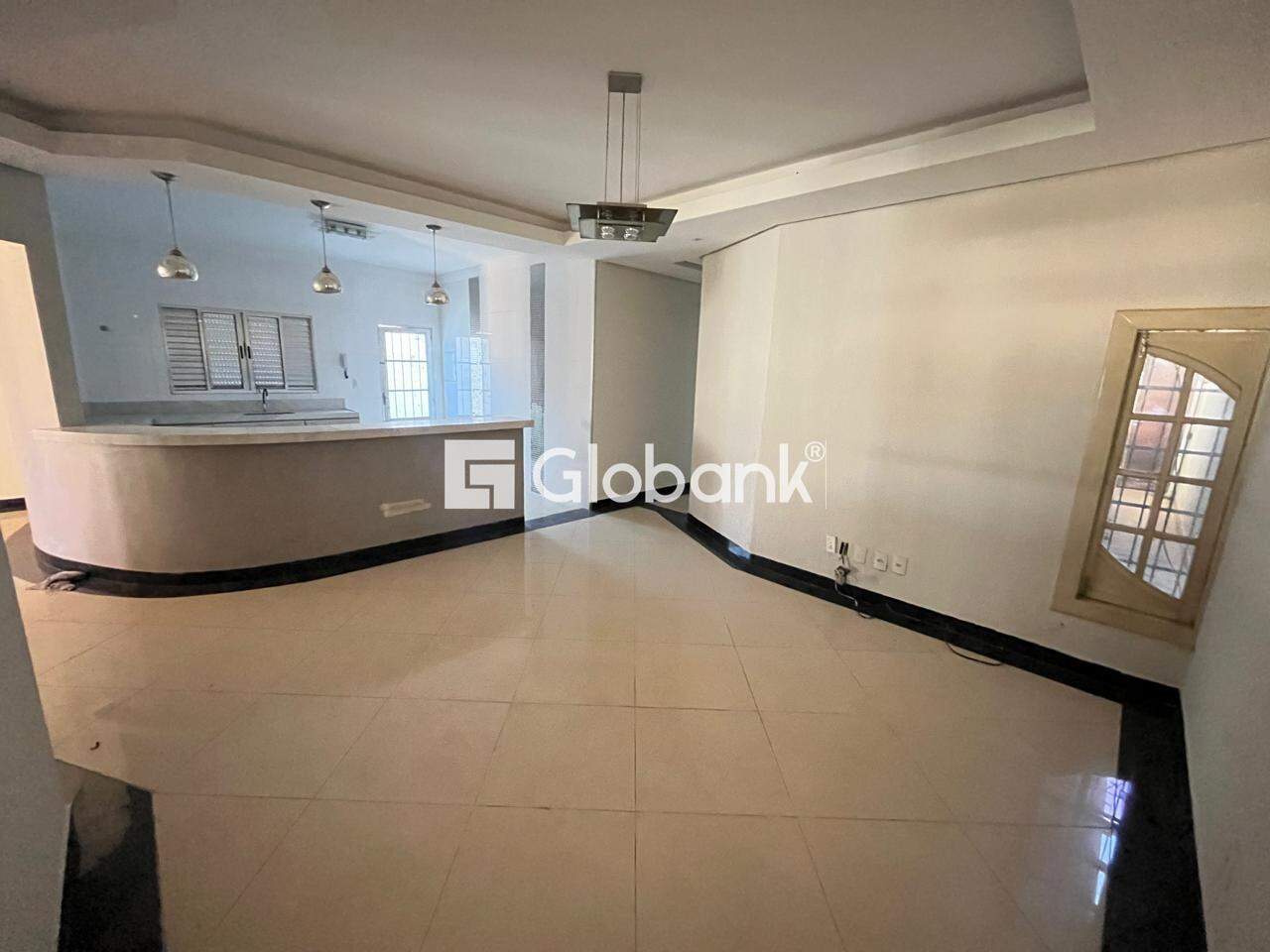 Casa 3 quartos à venda Jardim Planalto 173,12m² Montes Claros MG: sala