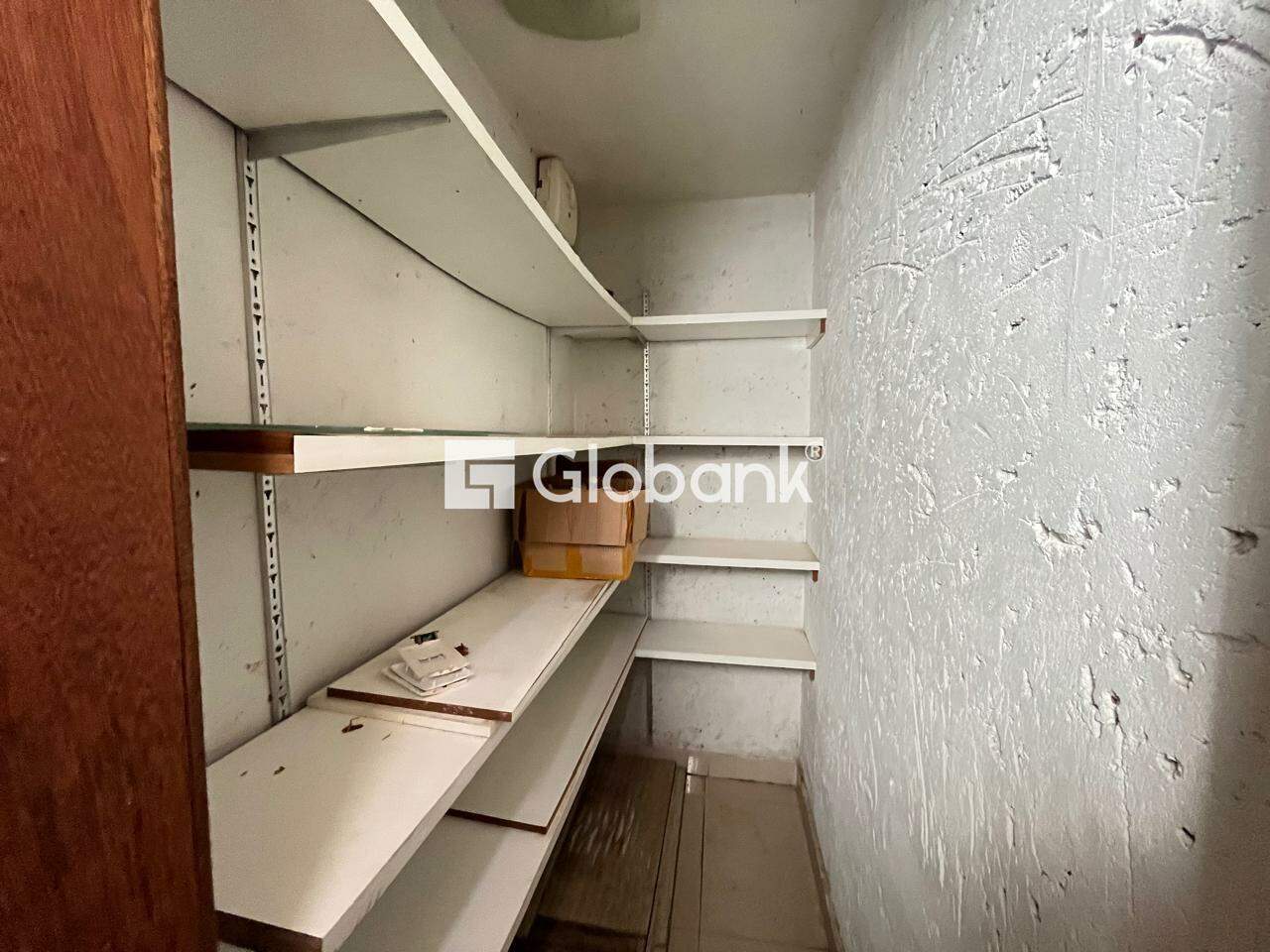 Casa 3 quartos à venda Jardim Planalto 173,12m² Montes Claros MG: Despensa