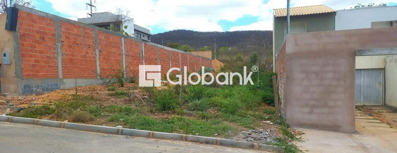 Terreno à venda Jardim Morada do Sol 300m² Montes Claros MG: 