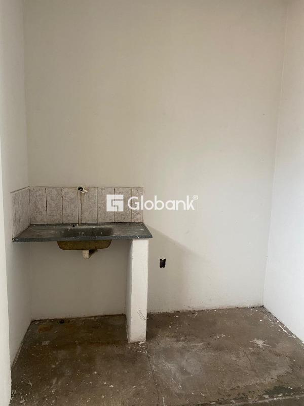 Ponto comercial para aluguel São Judas Tadeu 89m² Montes Claros MG: