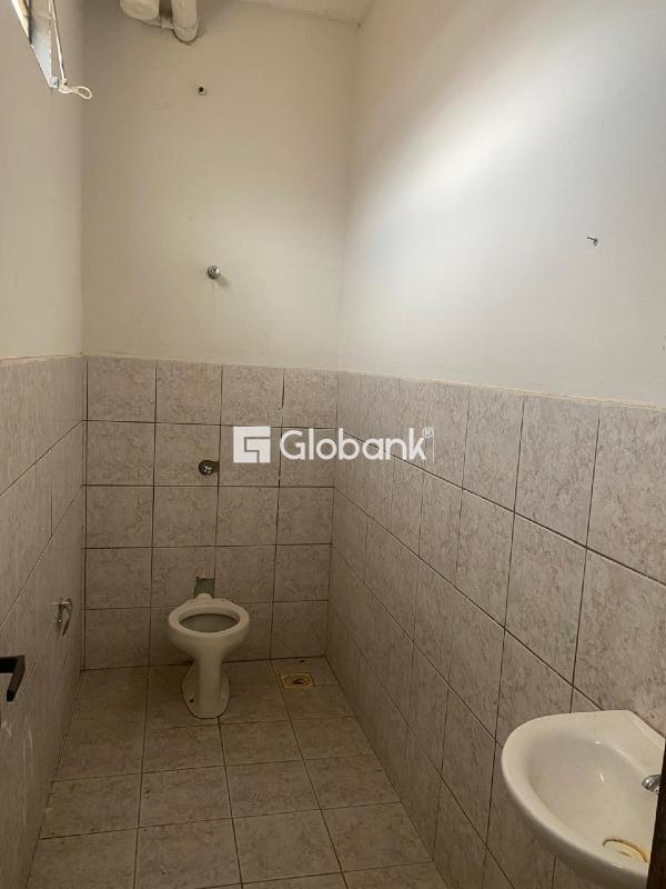 Ponto comercial para aluguel São Judas Tadeu 89m² Montes Claros MG: