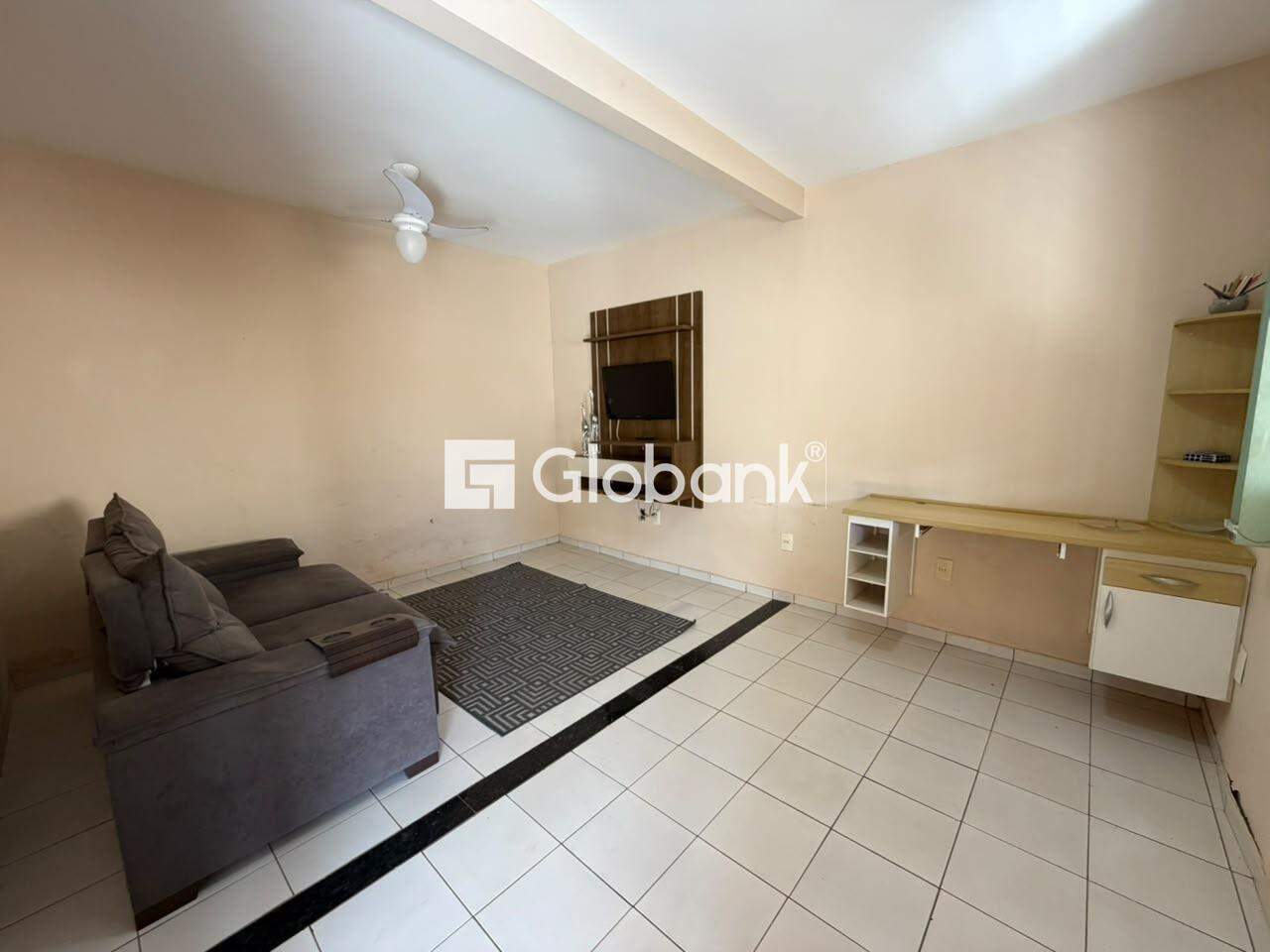 Casa 4 quartos para aluguel Morada do Parque 130m² Montes Claros MG: 