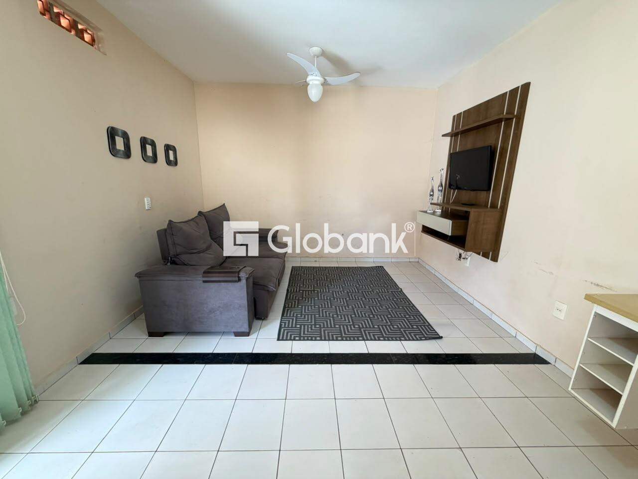 Casa 4 quartos para aluguel Morada do Parque 130m² Montes Claros MG: 