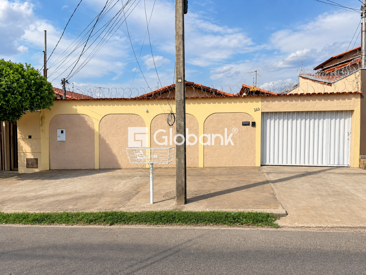 Casa 4 quartos para aluguel Morada do Parque 130m² Montes Claros MG: 