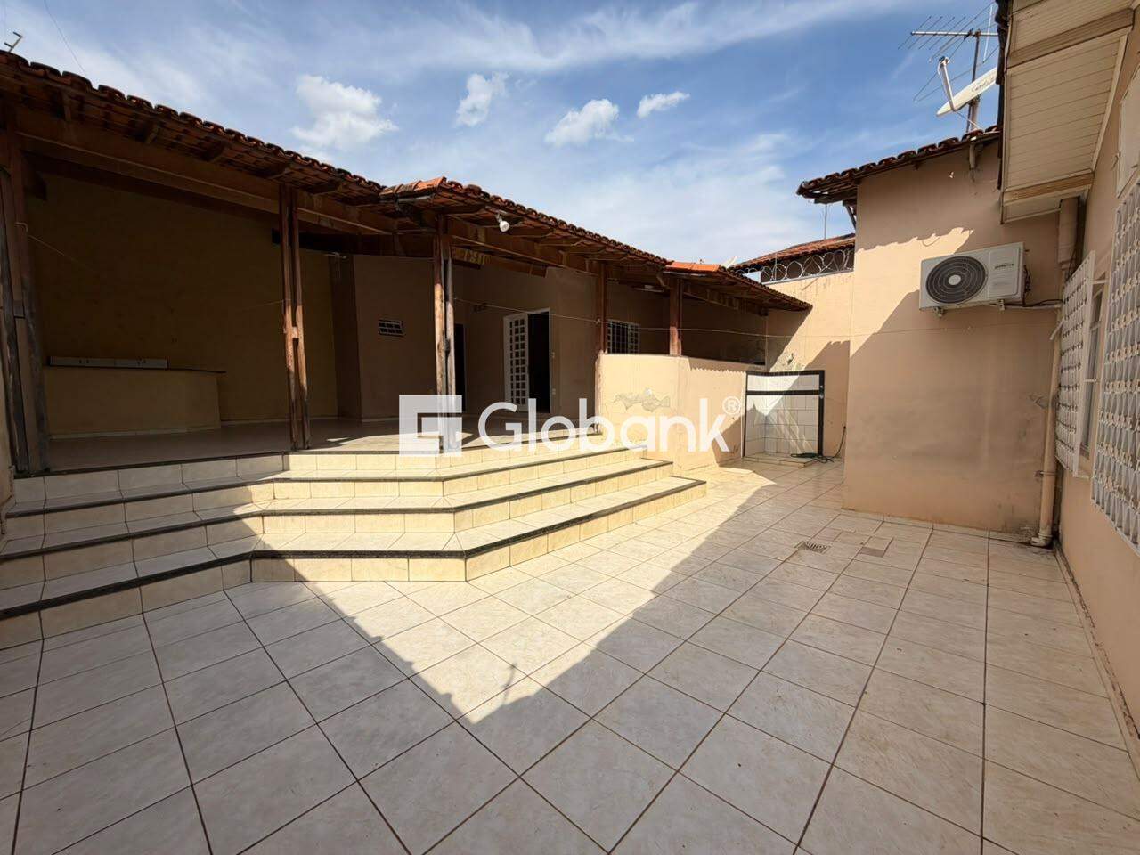 Casa 4 quartos para aluguel Morada do Parque 130m² Montes Claros MG: 