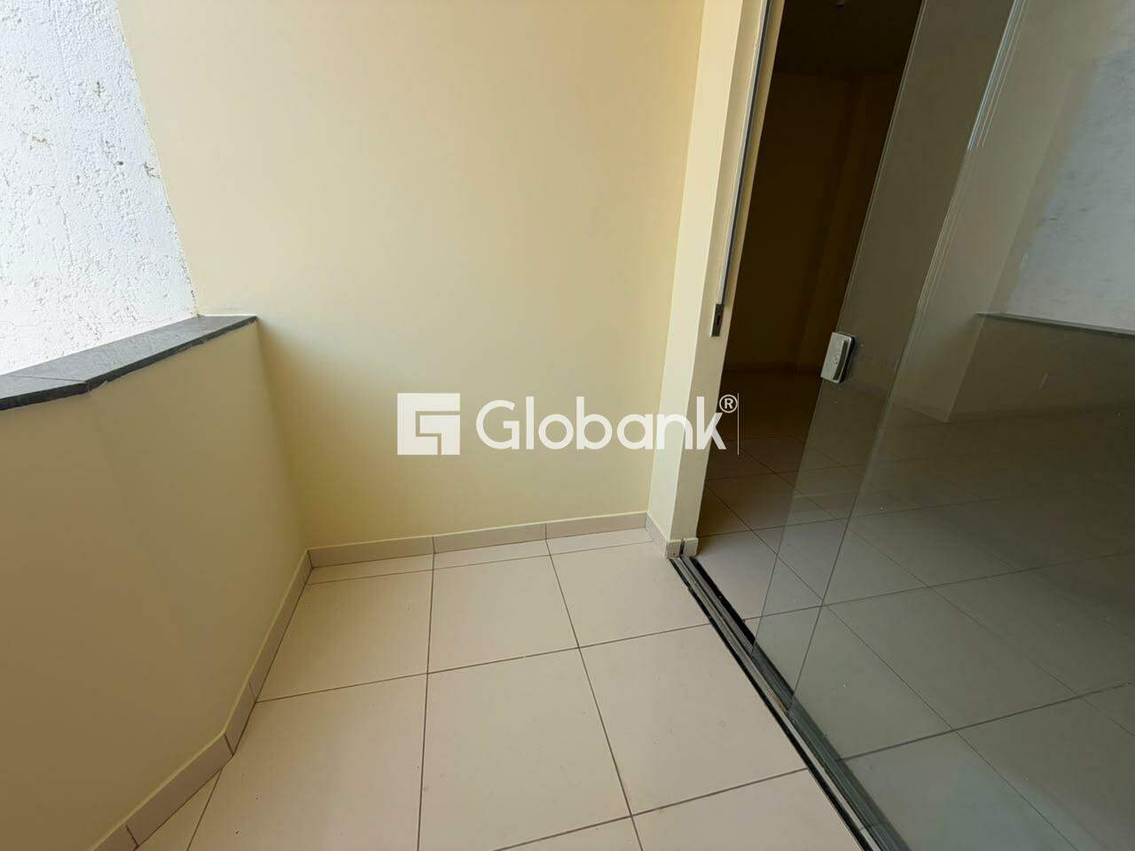 Apartamento 2 quartos para aluguel Cândida Câmara 80m² Montes Claros MG: 