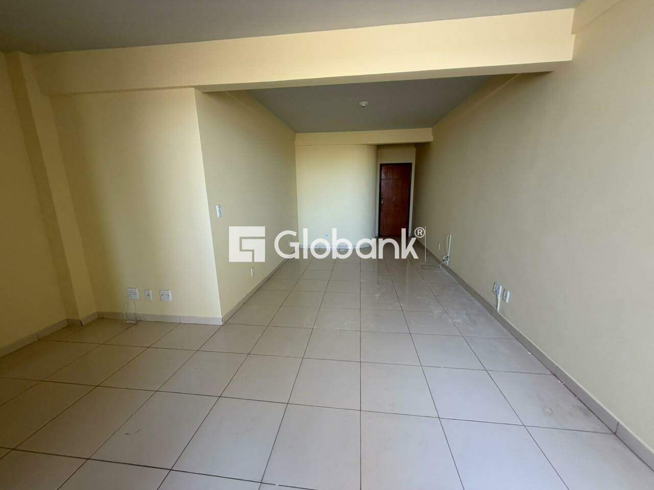 Apartamento 2 quartos para aluguel Cândida Câmara 80m² Montes Claros MG: 