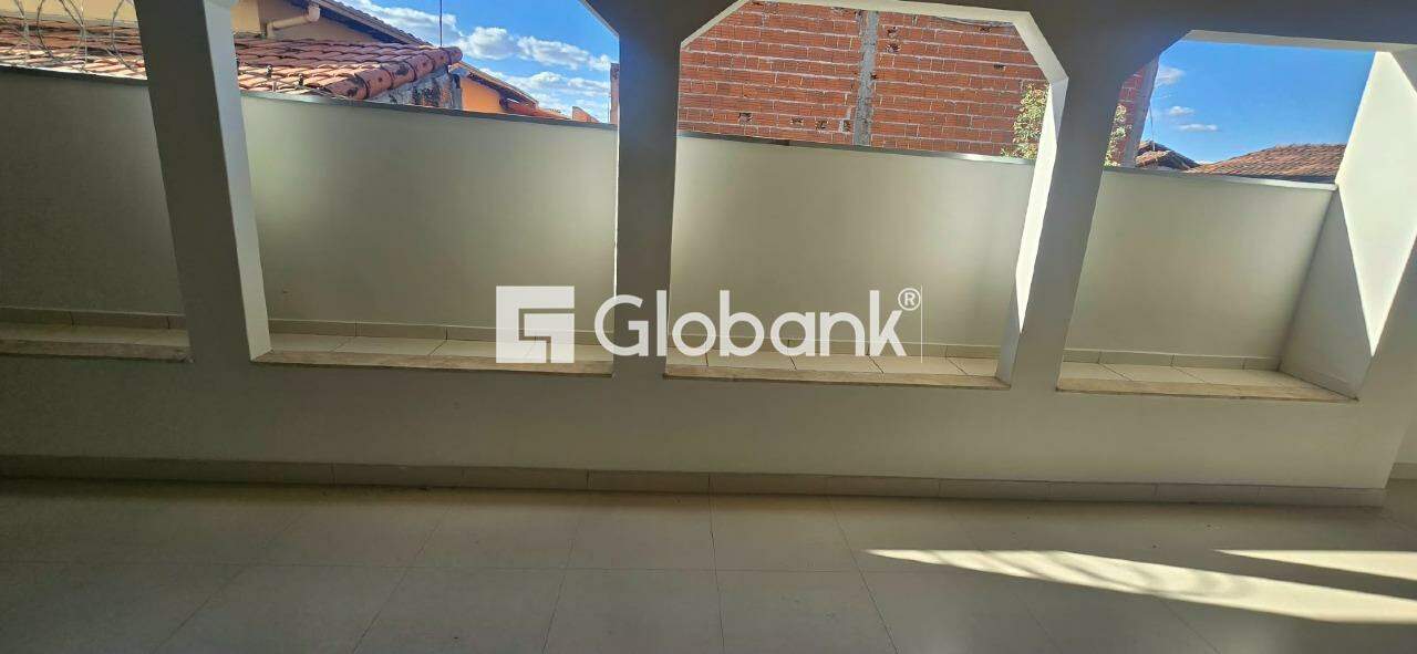 Casa 3 quartos à venda Vera Cruz 207m² Montes Claros MG: 