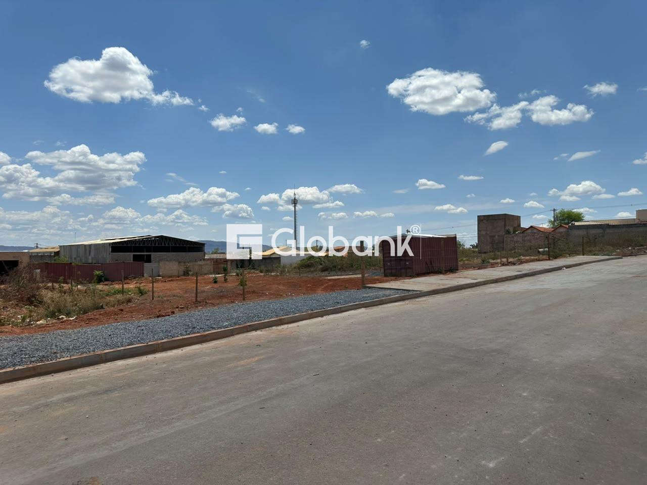 Terreno à venda Jardim Primavera 1.440m² Montes Claros MG: 