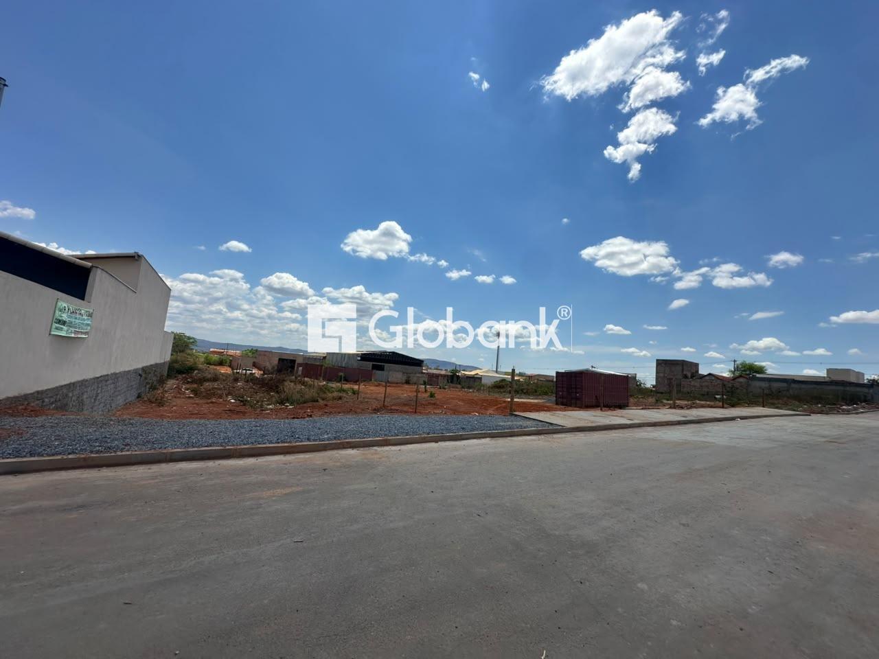 Terreno à venda Jardim Primavera 1.440m² Montes Claros MG: 