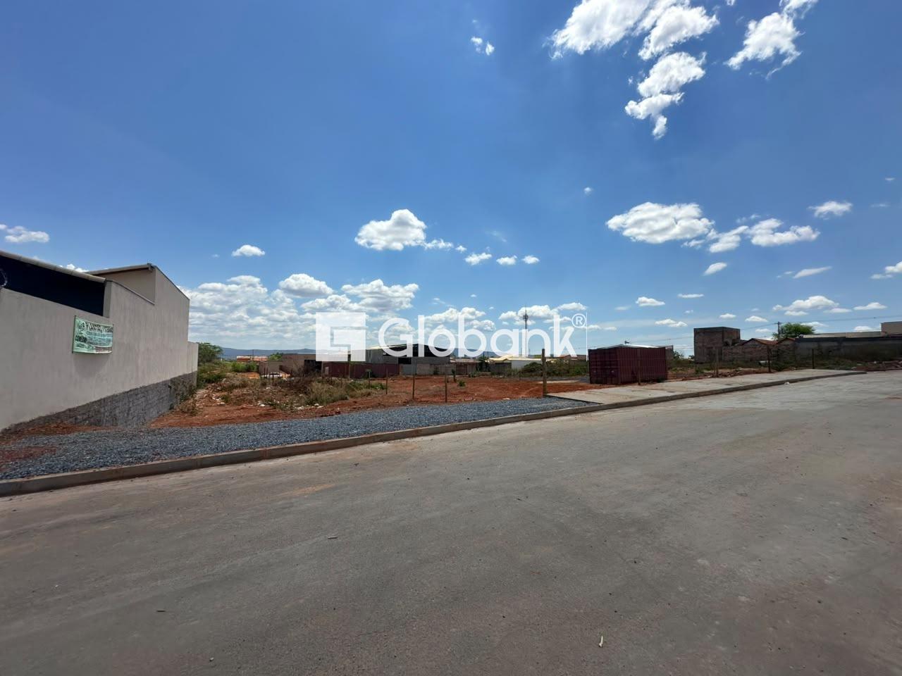 Terreno à venda Jardim Primavera 1.440m² Montes Claros MG: 