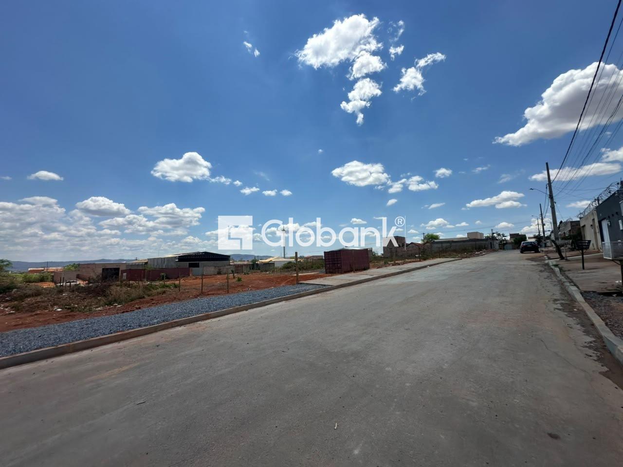 Terreno à venda Jardim Primavera 1.440m² Montes Claros MG: 