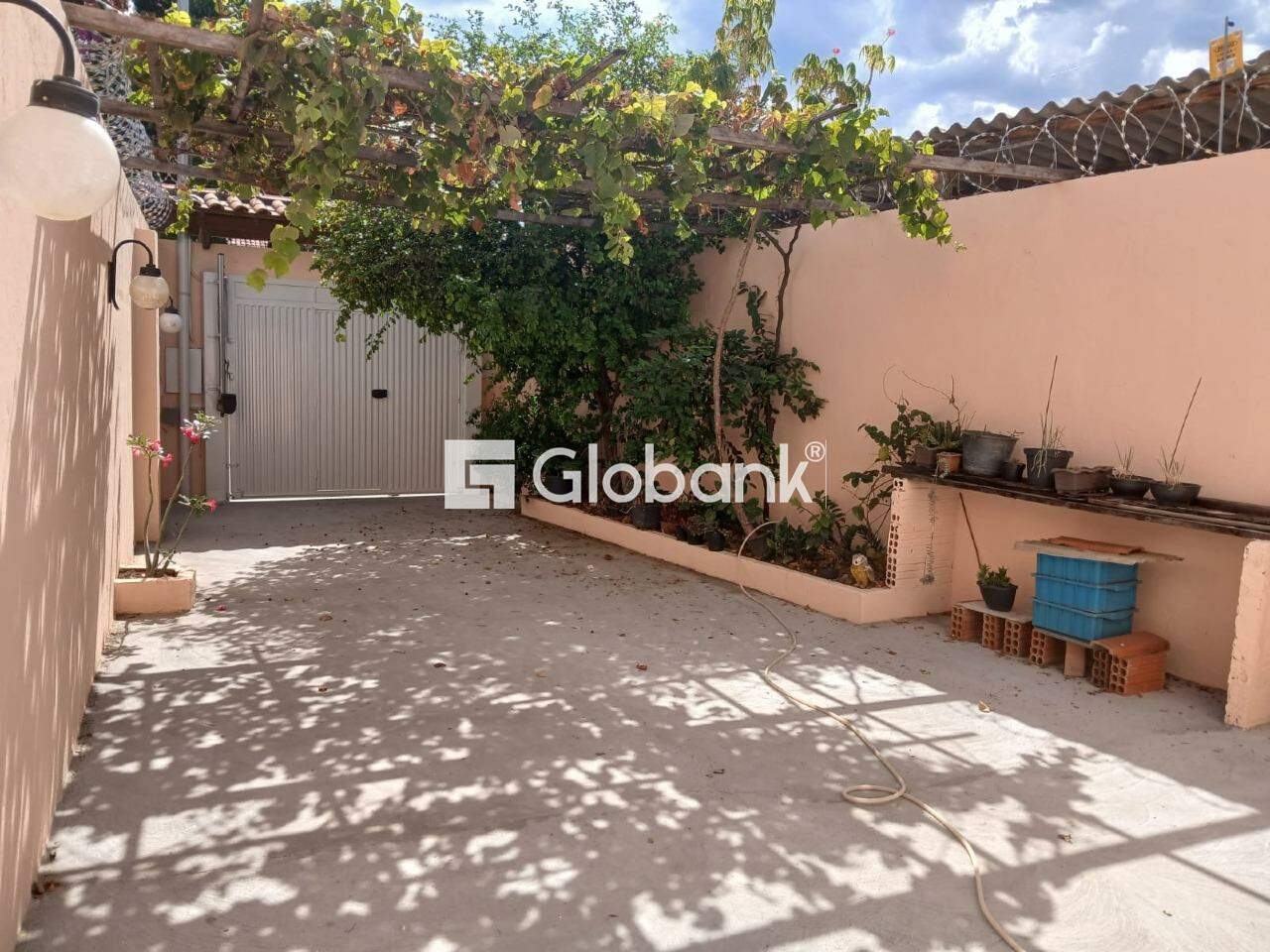 Casa 3 quartos à venda Santa Rita I 225m² Montes Claros MG: 