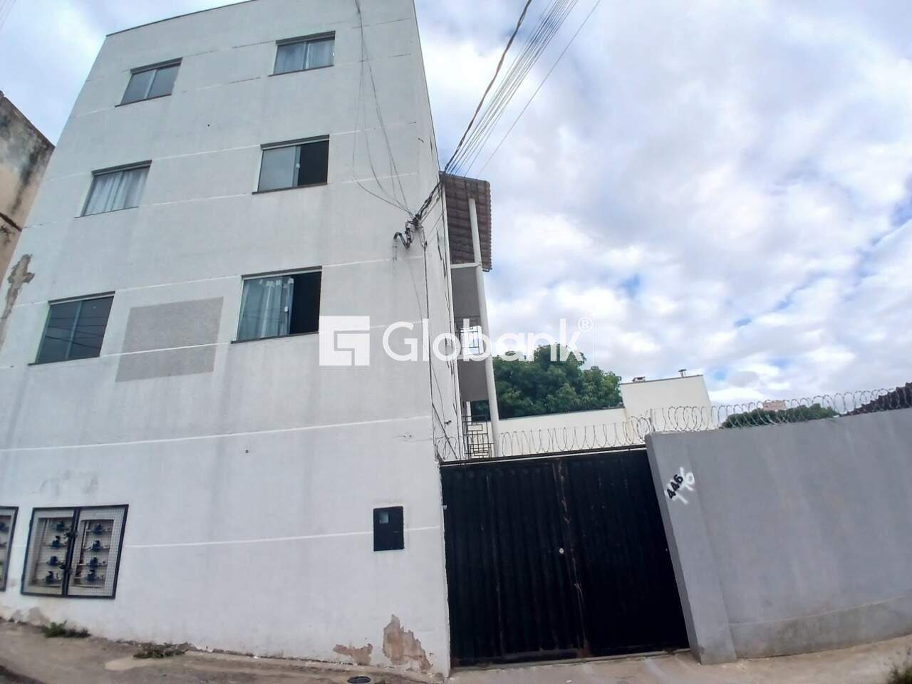 Kitnet 1 quarto para aluguel Vila Ipiranga 40m² Montes Claros MG: Fachada