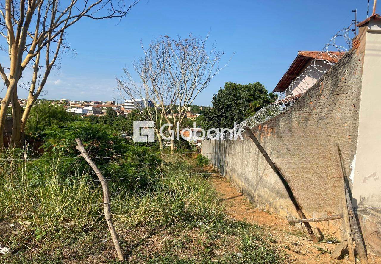 Terreno à venda São Judas Tadeu 504m² Montes Claros MG: 