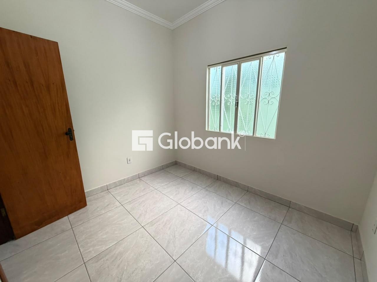 Casa 3 quartos para aluguel Independência 80m² Montes Claros MG: 
