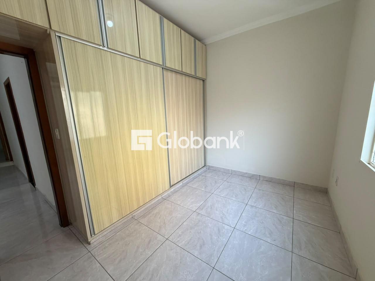 Casa 3 quartos para aluguel Independência 80m² Montes Claros MG: 