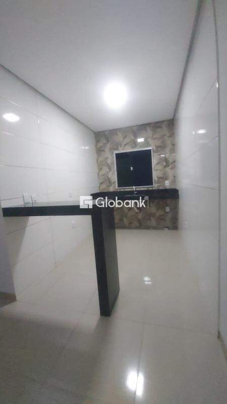 Casa 2 quartos à venda Jardim Olímpico 55m² Montes Claros MG: 
