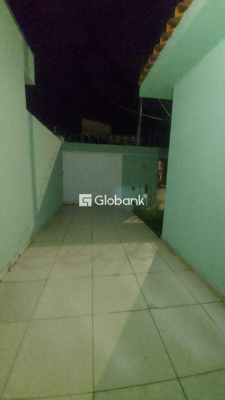 Casa 2 quartos à venda Jardim Olímpico 55m² Montes Claros MG: 