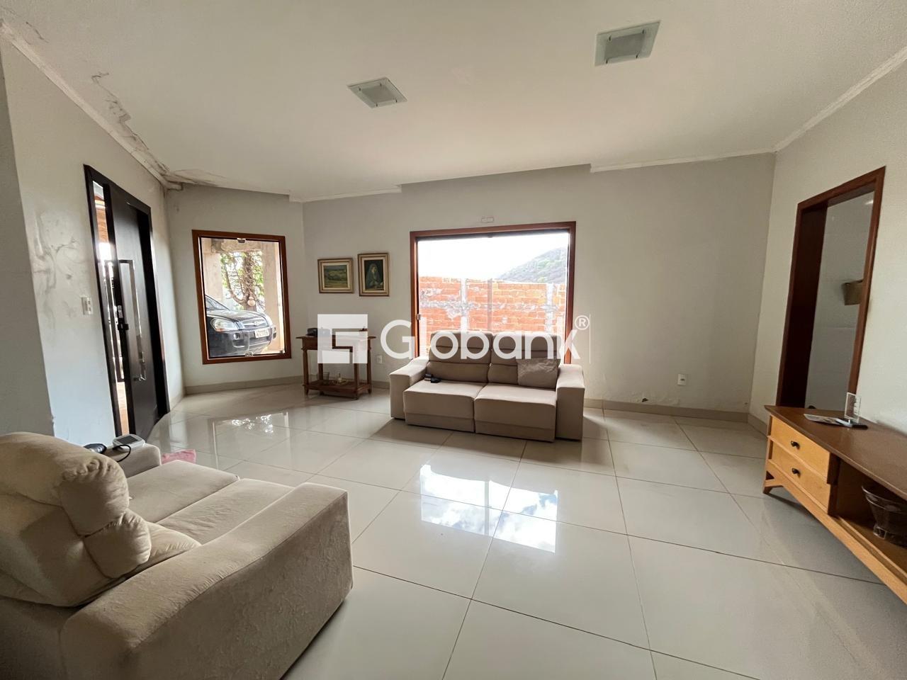 Casa 3 quartos para aluguel Ibituruna 345m² Montes Claros MG: