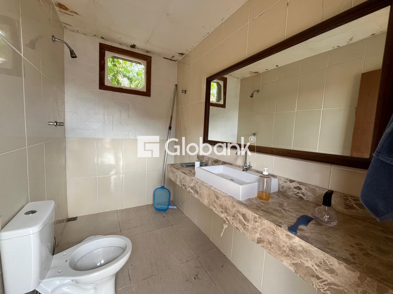 Casa 3 quartos para aluguel Ibituruna 345m² Montes Claros MG: banheiro social area