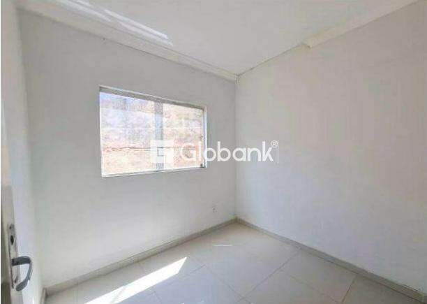 Casa 6 quartos à venda Morrinhos 200m² Montes Claros MG: 