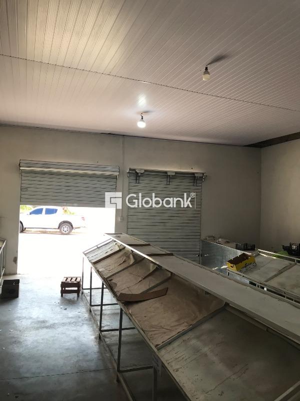 Ponto comercial para aluguel Major Prates 110m² Montes Claros MG: 