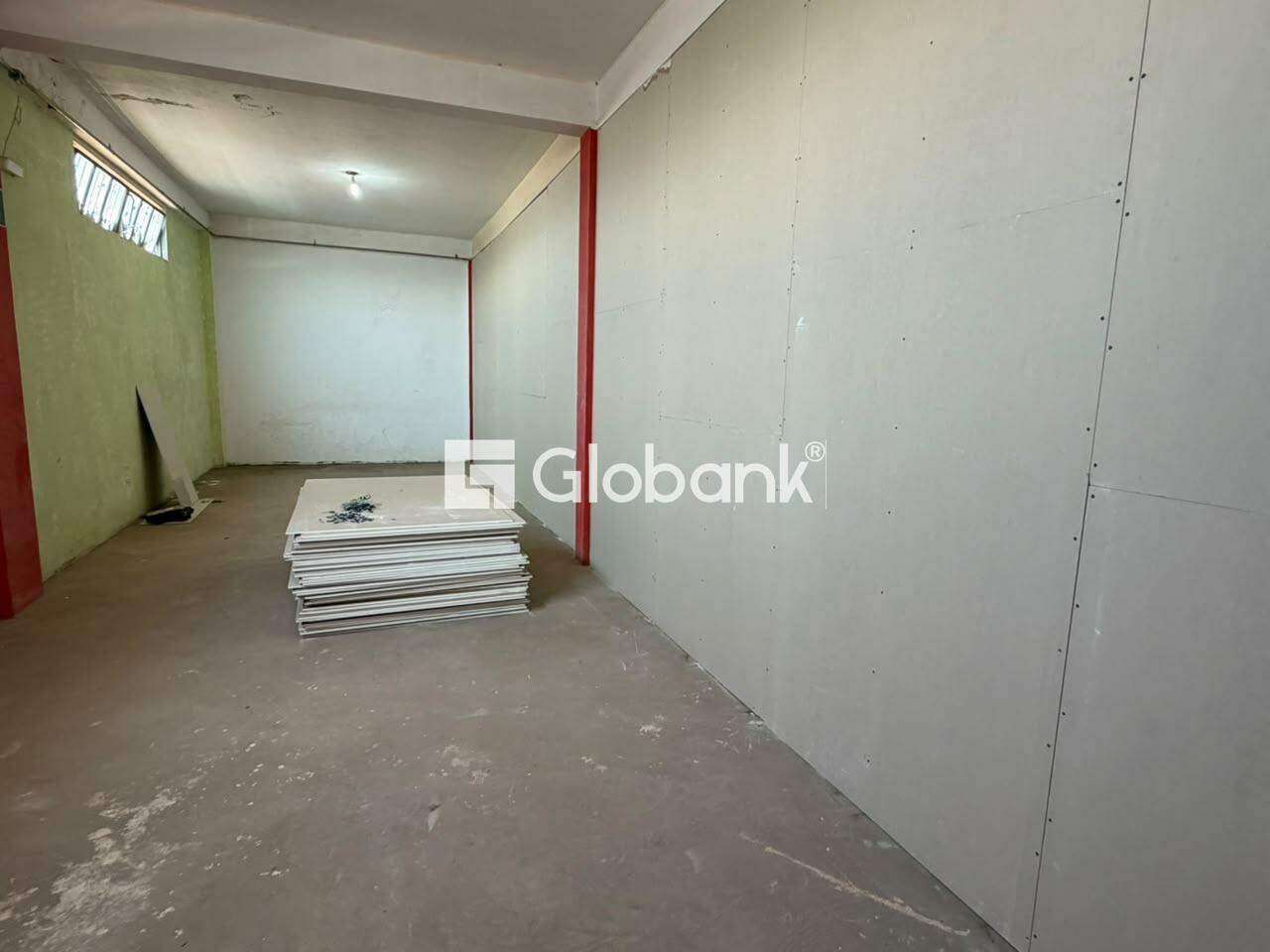 Sala comercial para aluguel Independência 30m² Montes Claros MG: 