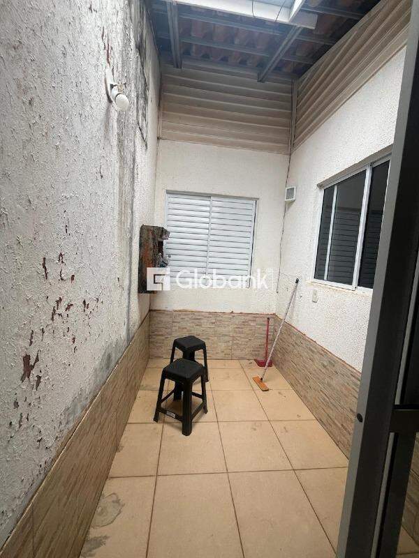 Casa 2 quartos à venda Acácias 100m² Montes Claros MG: 