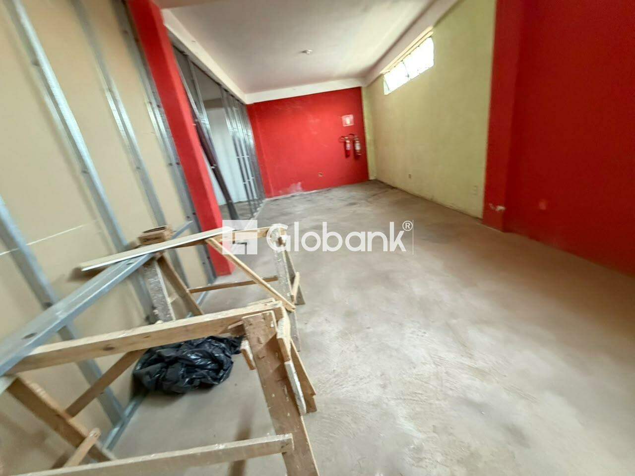 Sala comercial para aluguel Independência 30m² Montes Claros MG: 