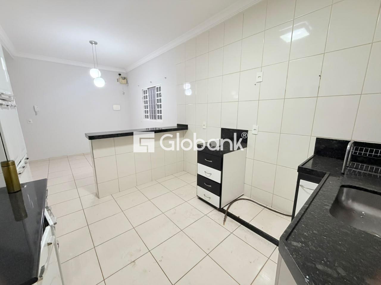 Casa 3 quartos para aluguel Nossa Senhora Aparecida 110m² Montes Claros MG: 
