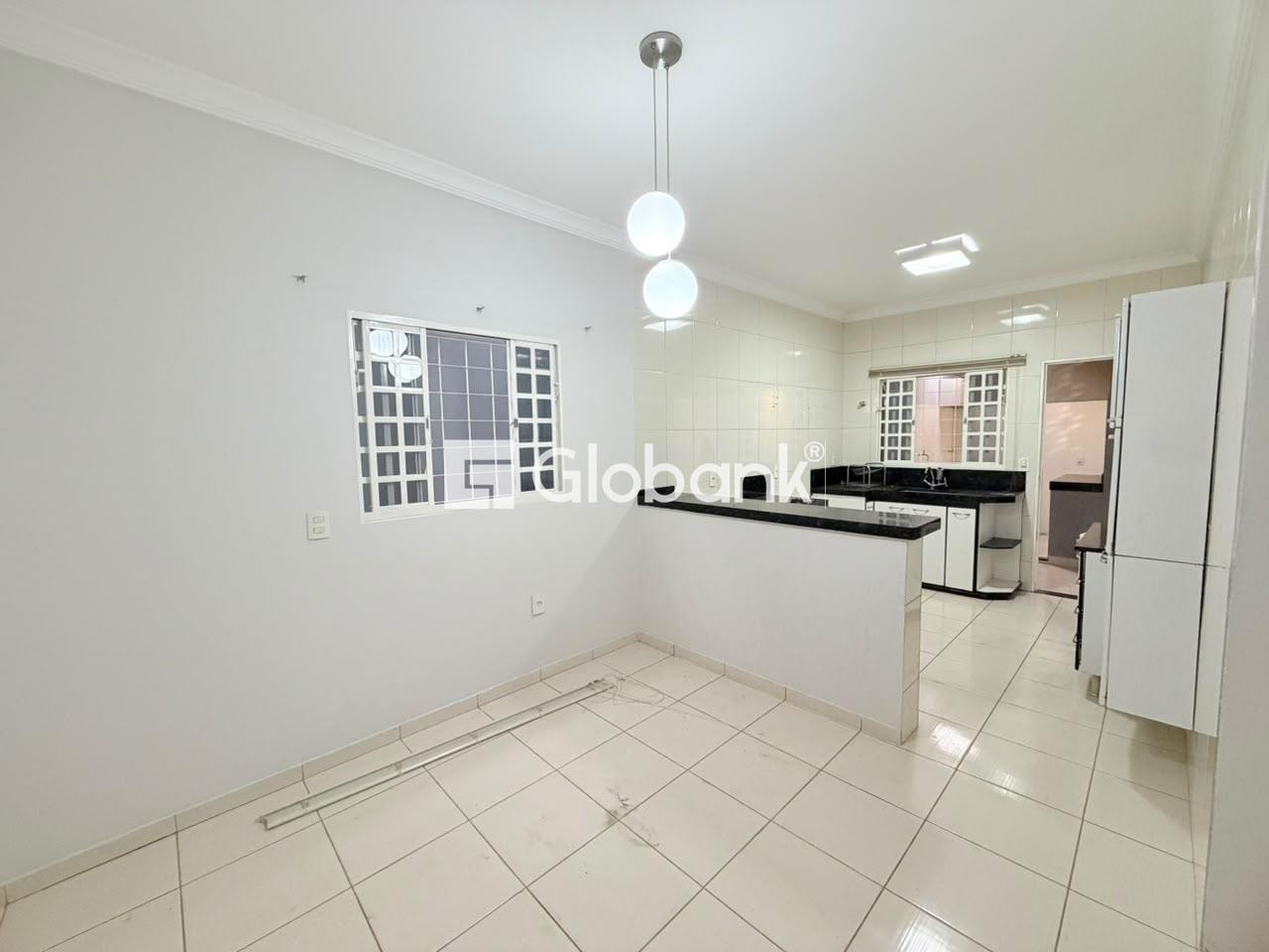 Casa 3 quartos para aluguel Nossa Senhora Aparecida 110m² Montes Claros MG: 