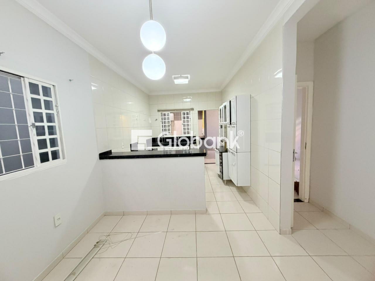 Casa 3 quartos para aluguel Nossa Senhora Aparecida 110m² Montes Claros MG: 