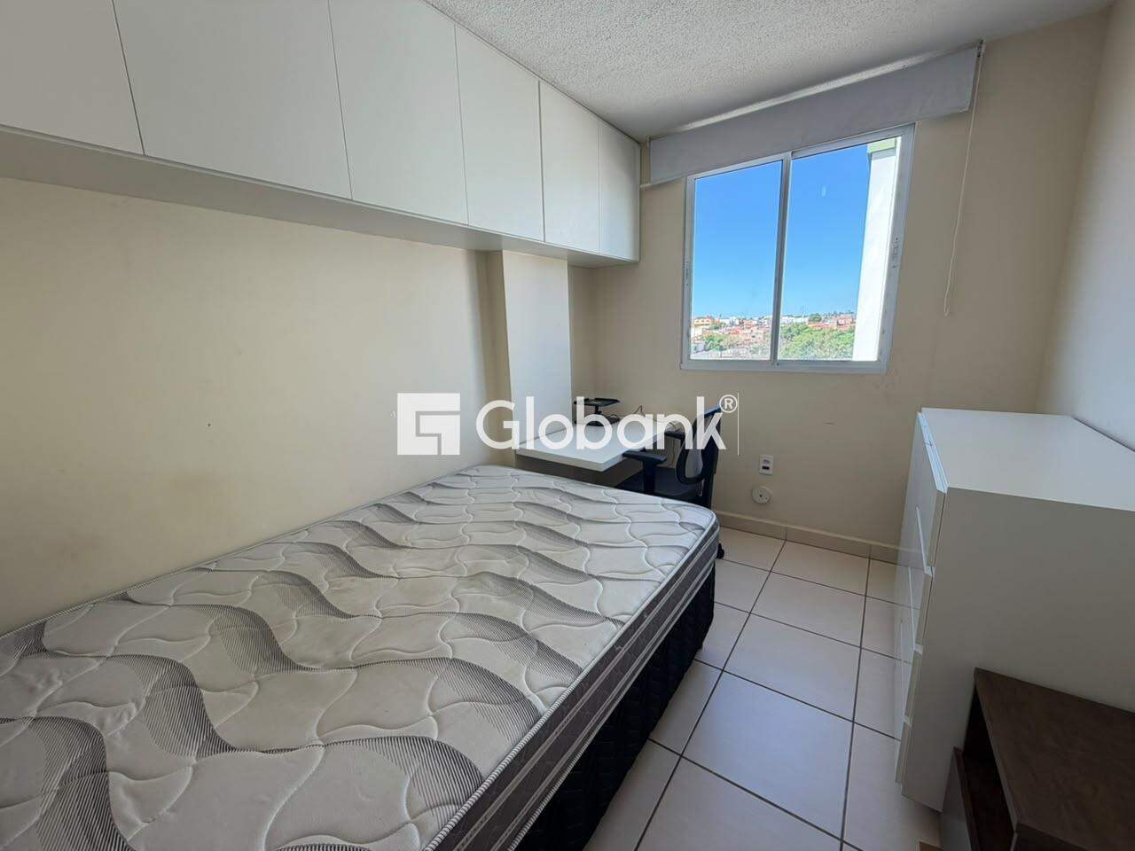 Apartamento 2 quartos para aluguel Planalto 50m² Montes Claros MG: 