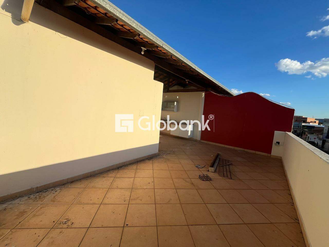 Casa 3 quartos para aluguel Vila Guilhermina 120m² Montes Claros MG: