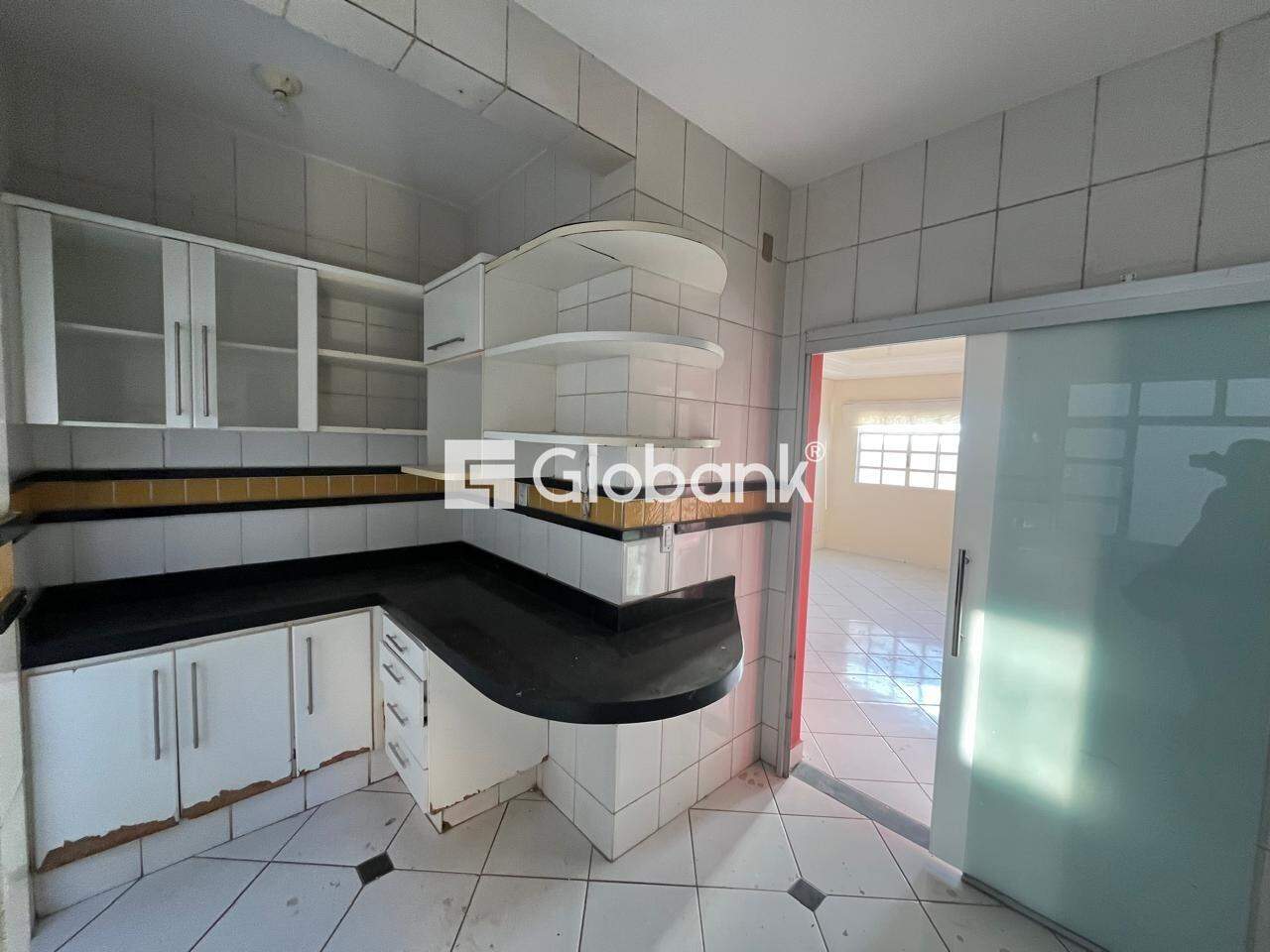 Casa 3 quartos para aluguel Vila Guilhermina 120m² Montes Claros MG: