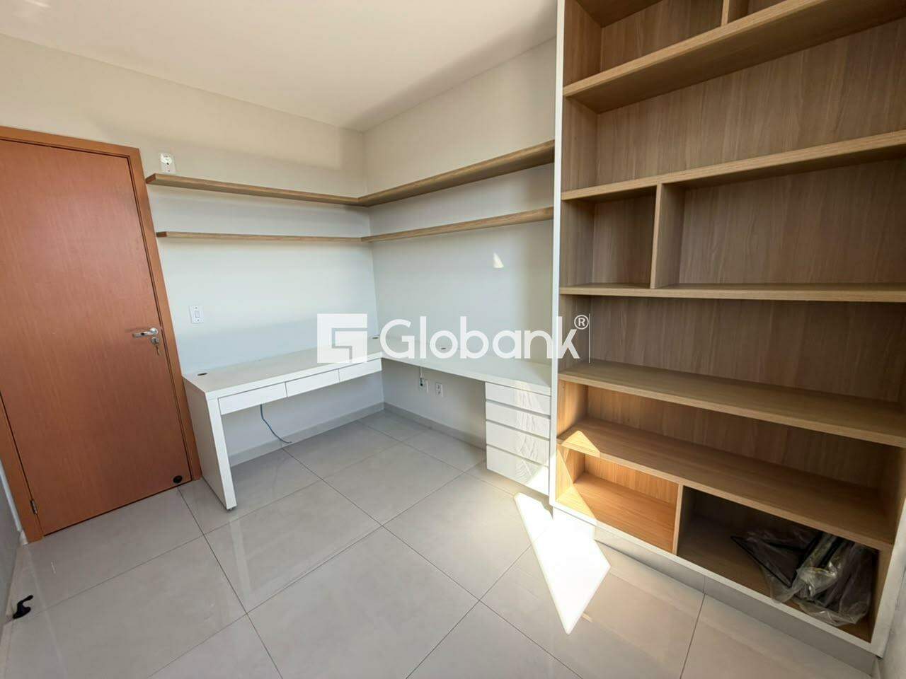 Apartamento 2 quartos para aluguel Vila Guilhermina 80m² Montes Claros MG: 