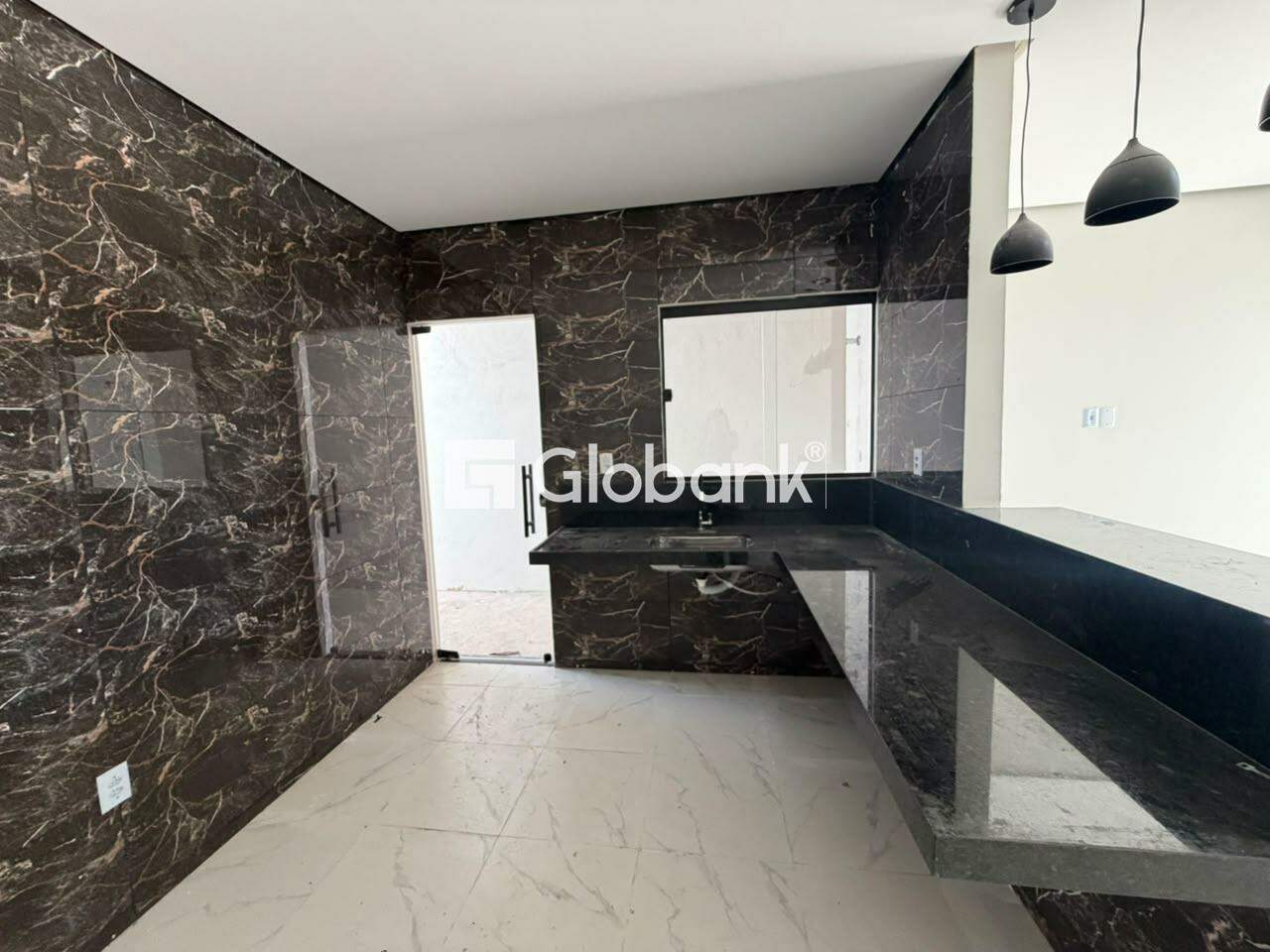 Casa 3 quartos para aluguel Alto Floresta 80m² Montes Claros MG: 