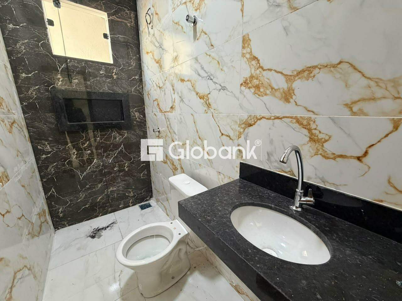 Casa 3 quartos para aluguel Alto Floresta 80m² Montes Claros MG: 
