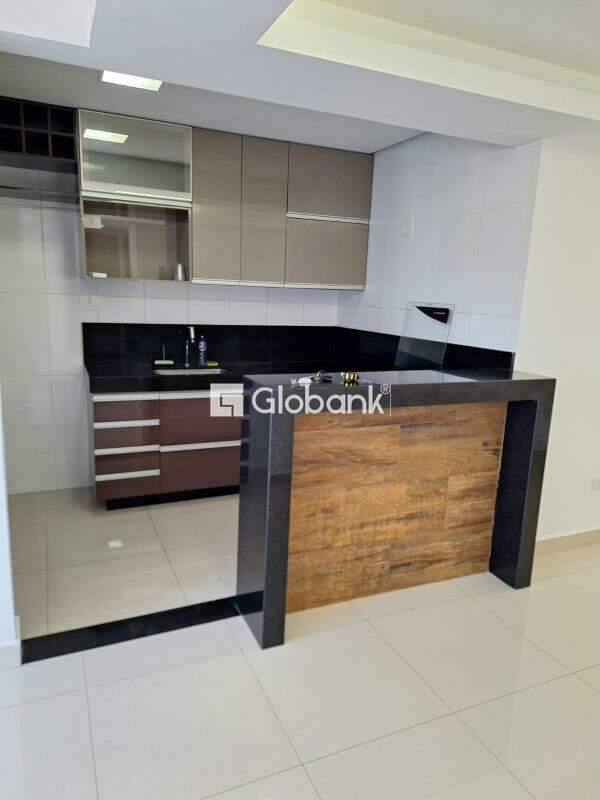 Apartamento 2 quartos à venda Funcionários 70m² Montes Claros MG: 