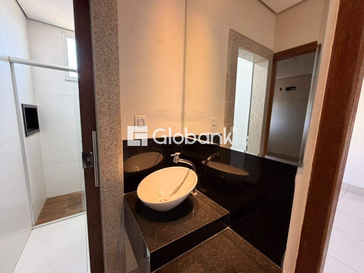 Apartamento 3 quartos para aluguel Centro 100m² Montes Claros MG: 