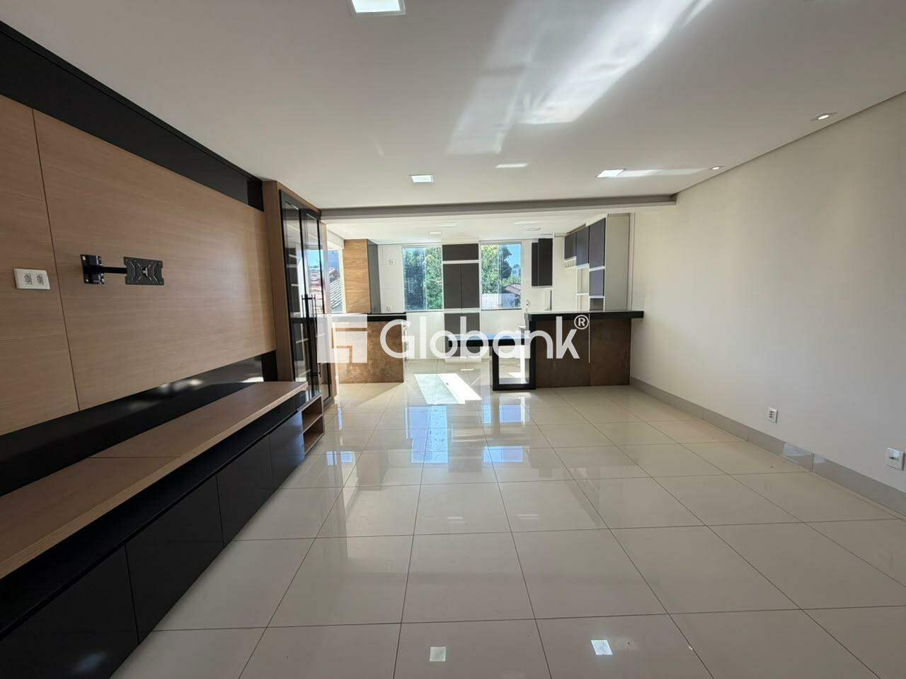 Apartamento 3 quartos para aluguel Centro 100m² Montes Claros MG: 