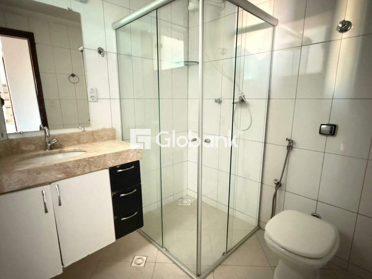 Casa 4 quartos para aluguel Barcelona Park 160m² Montes Claros MG: