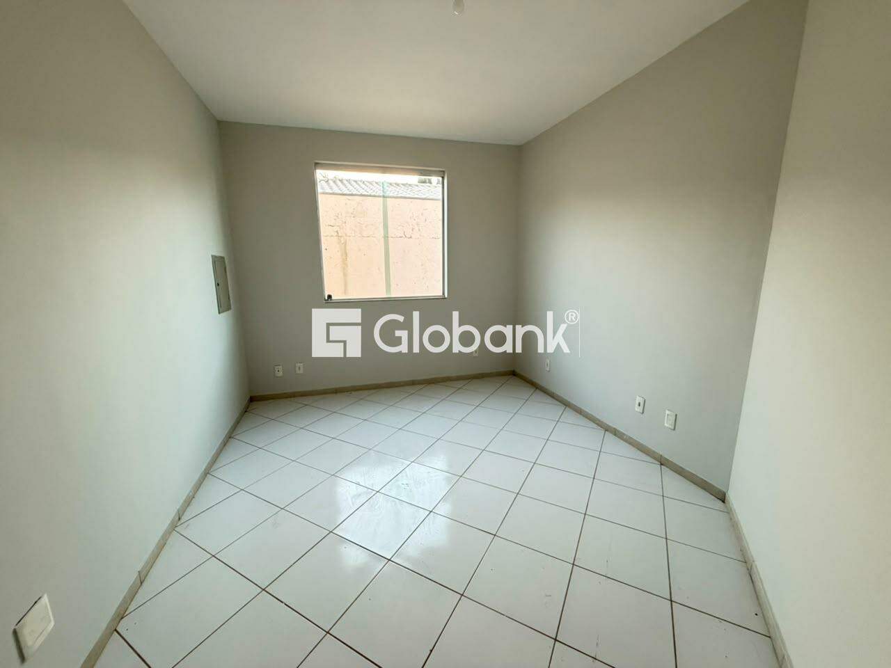 Casa 4 quartos para aluguel Barcelona Park 160m² Montes Claros MG: