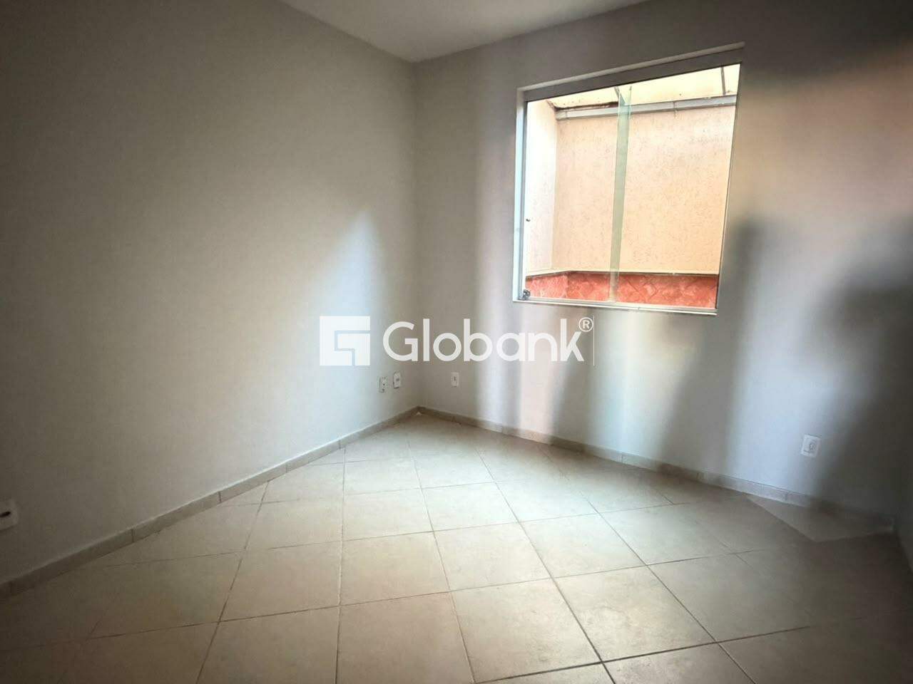 Casa 4 quartos para aluguel Barcelona Park 160m² Montes Claros MG: